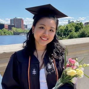 Meet your Posher, Vivian